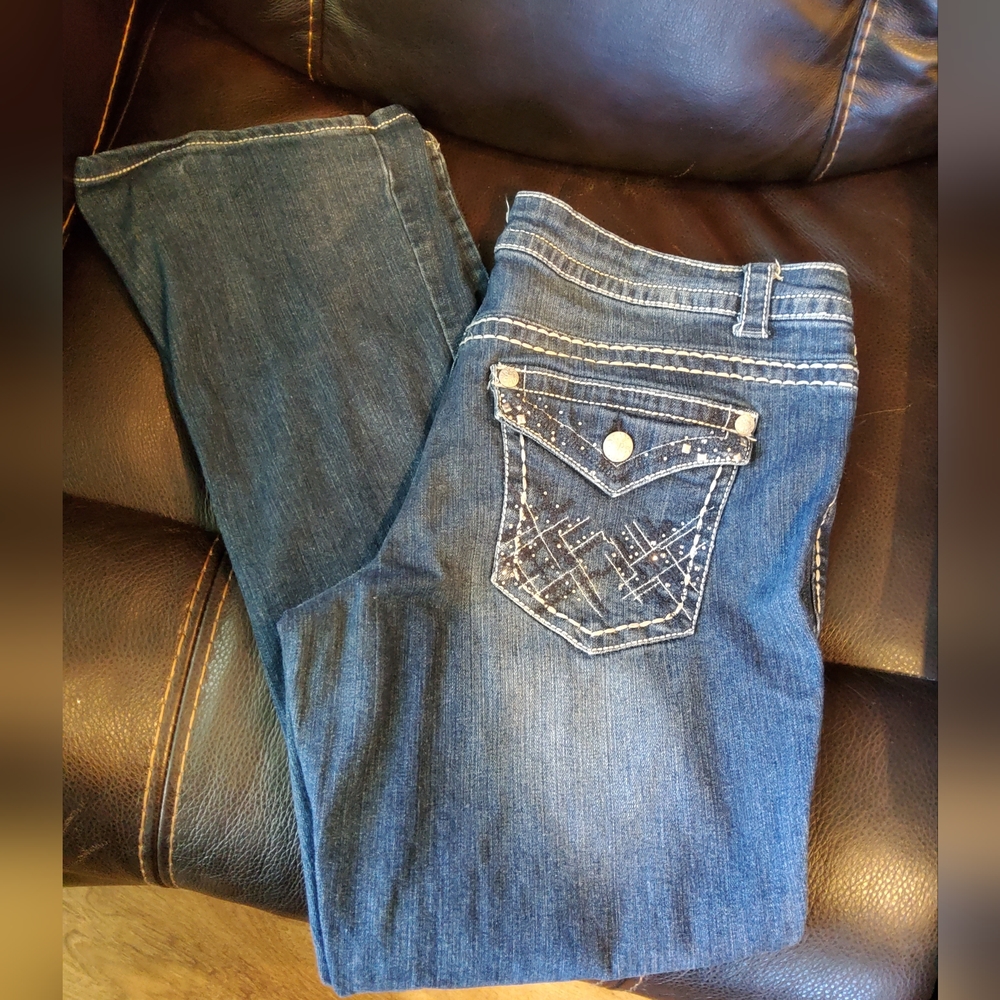 Amazing Jean's